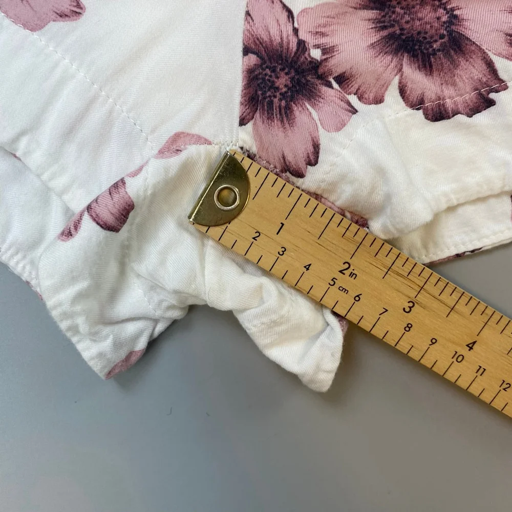 Brandy Melville Shorts White Pink Floral Print Italy Dollette Soft Girl Coquette - Picture 5 of 11